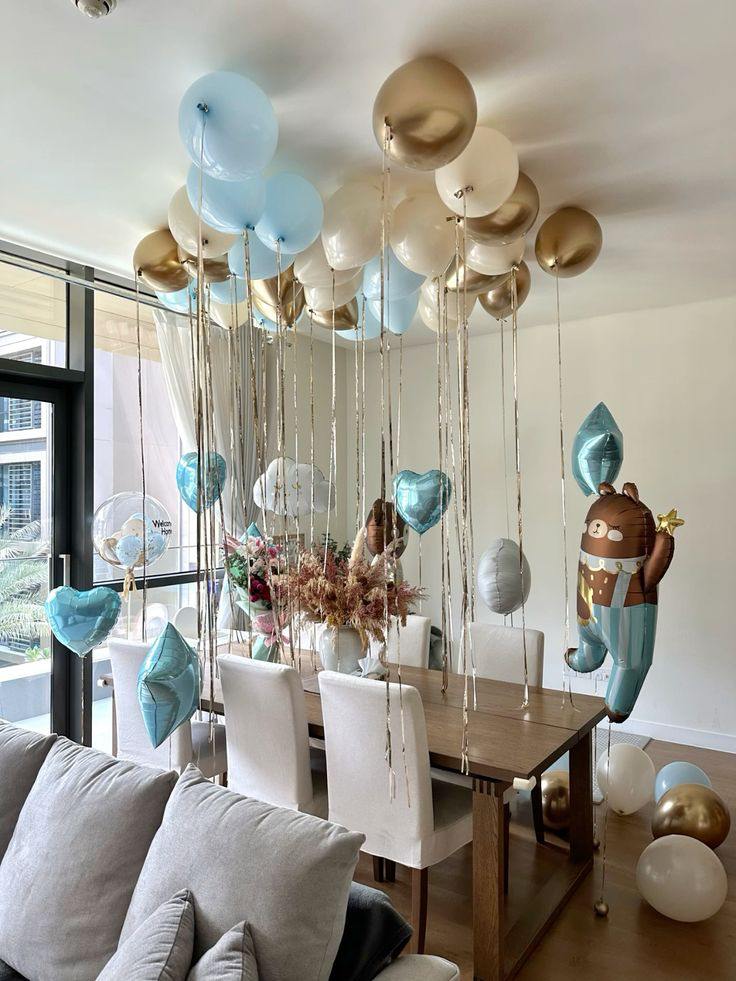 Шары под потолок